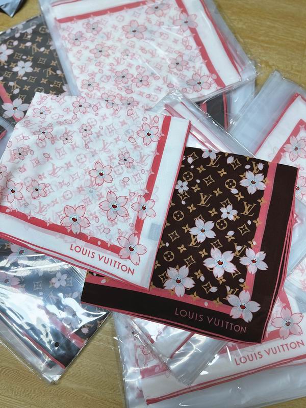 Chanel silk Scarf 70X70cm E071122